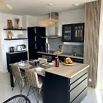 Cosy 2 Ch Avec Toit Terrasse & Parking - Lumineux Et Calme Appartement