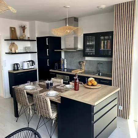 Cosy 2 Ch Avec Toit Terrasse & Parking - Lumineux Et Calme Apartment